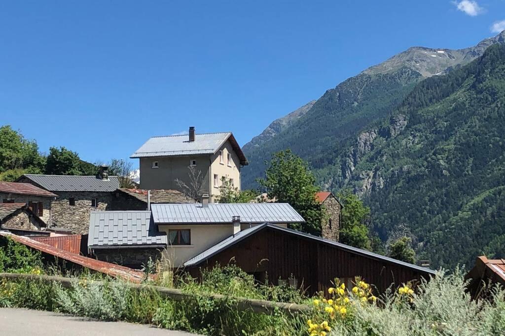 Logement Renove Avec Vue Panoramique La Saussaz Eksteriør billede